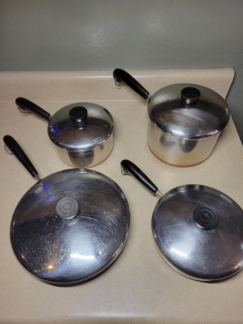 Revere Ware 1801 Copper Bottom Cookware Set With Lids